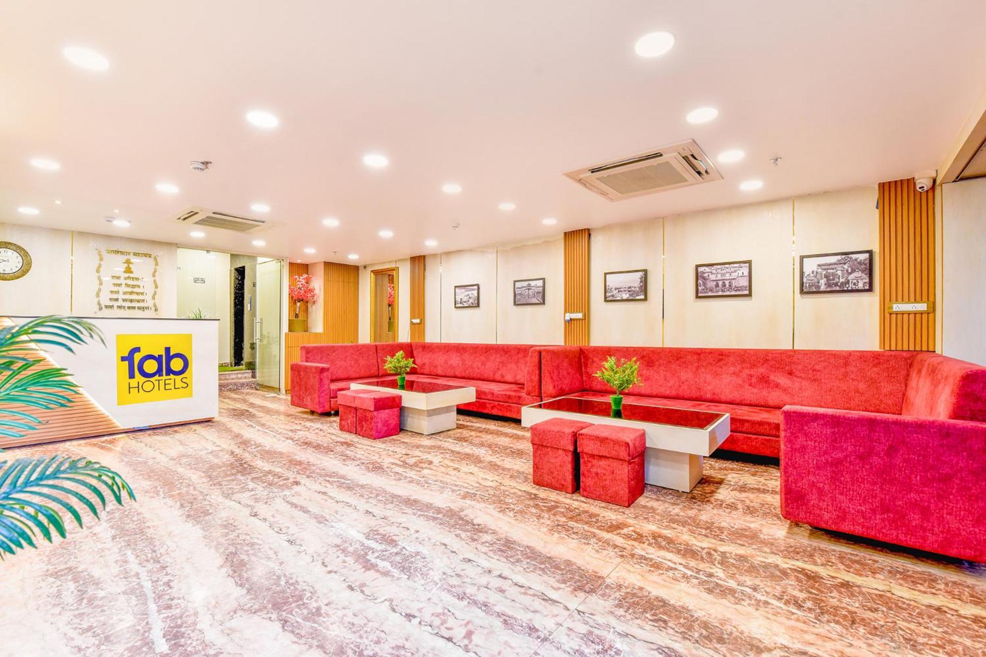 Fabexpress Mewar Shine Hotel อุเดเปอร์ ภายนอก รูปภาพ